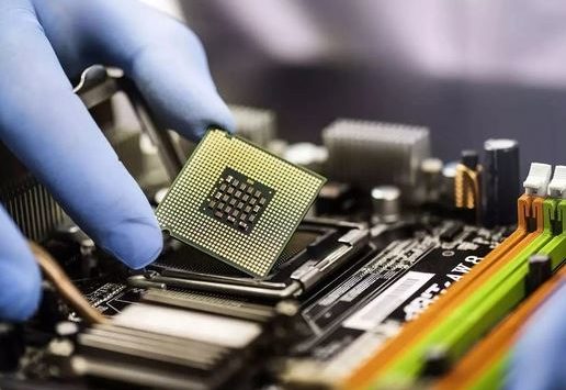 Making semiconductor chips in India, for the world